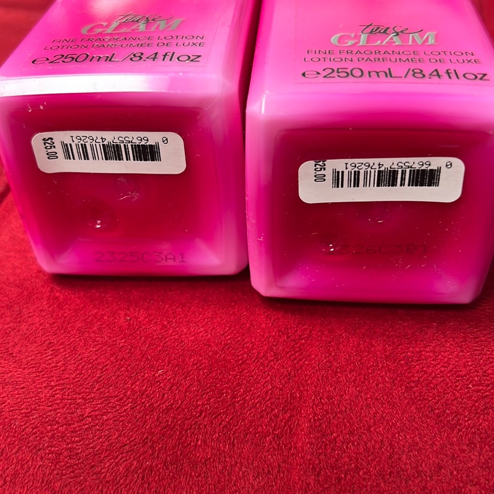 VS 2pc TEASE GLAM fragrance lotion - Picture 3 of 3